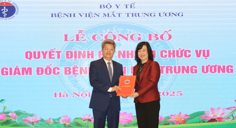 PGS.TS Phạm Ngọc Đông giữ chức Giám đốc Bệnh viện Mắt Trung ương- Ảnh 1.