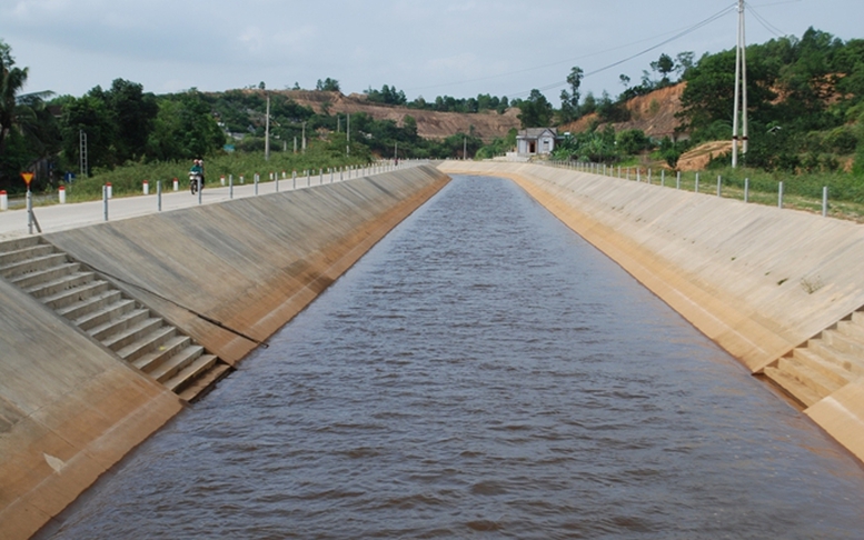 Mua thêm nước từ công ty thủy lợi có phải xin giấy phép?