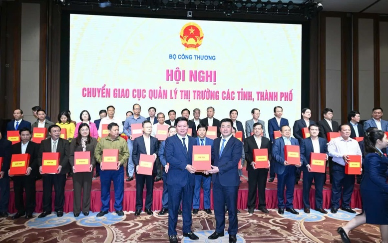63 Cục Quản lý thị trường chính thức được chuyển giao về các địa phương