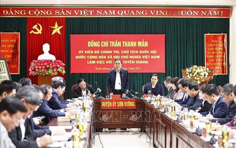 Chủ tịch Quốc hội Trần Thanh Mẫn làm việc với Ban Thường vụ Tỉnh ủy Tuyên Quang