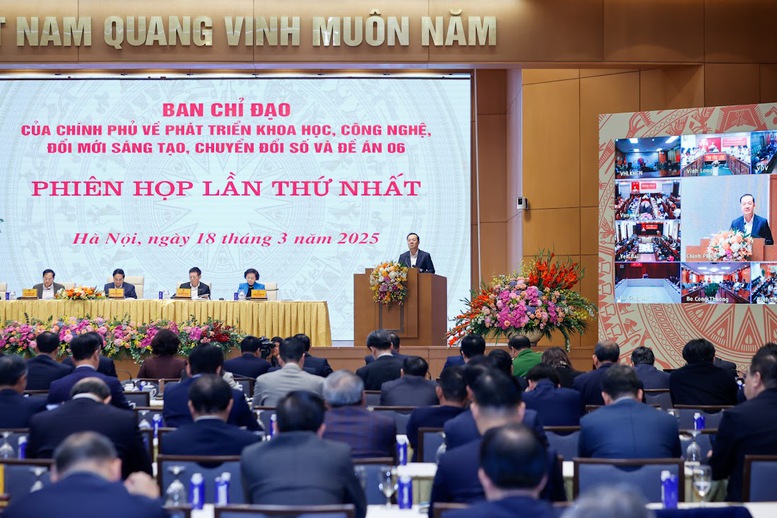 TỔNG THUẬT: Phiên họp thứ nhất Ban Chỉ đạo của Chính phủ về phát triển KHCN, đổi mới sáng tạo, chuyển đổi số và Đề án 06- Ảnh 1.