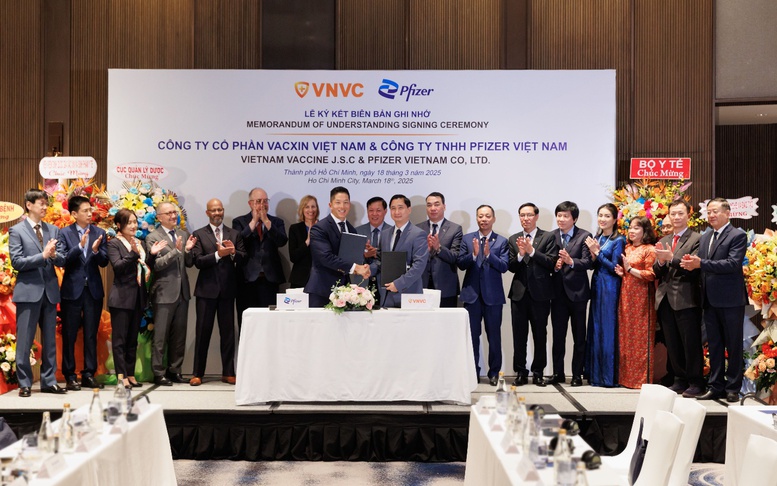 Sẽ nghiên cứu, rà soát quy định về cách ghi hạn dùng vắc xin - Ảnh 2.