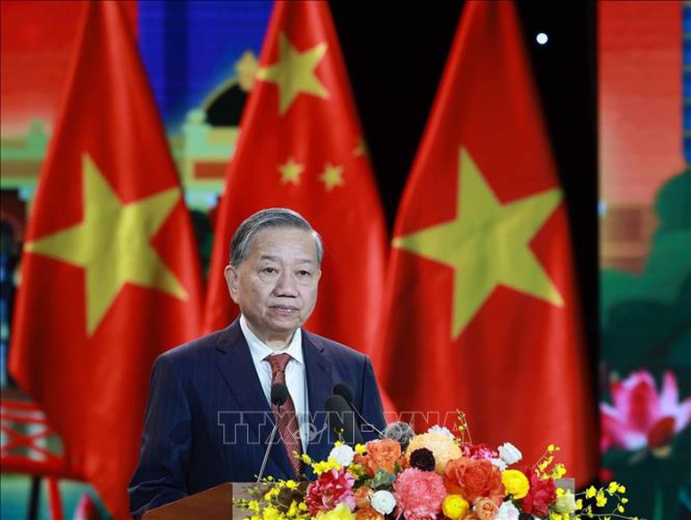 Thế hệ trẻ là lực lượng nòng cốt đưa quan hệ Việt-Trung phát triển tốt đẹp, hiệu quả, bền vững lâu dài- Ảnh 2. Thế hệ trẻ là lực lượng nòng cốt đưa quan hệ Việt-Trung phát triển tốt đẹp, hiệu quả, bền vững lâu dài- Ảnh 2.