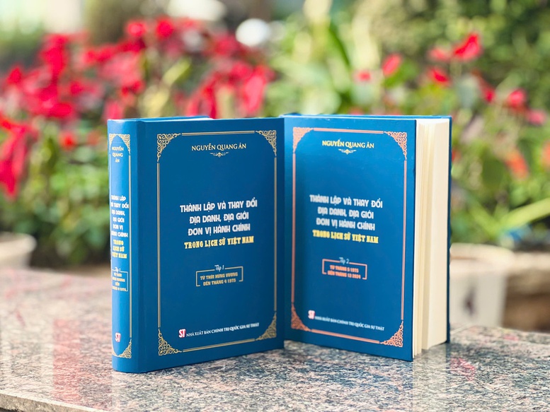 Xuất bản bộ sách về địa danh, địa giới đơn vị hành chính trong lịch sử Việt Nam- Ảnh 1. Xuất bản bộ sách về địa danh, địa giới đơn vị hành chính trong lịch sử Việt Nam- Ảnh 1.