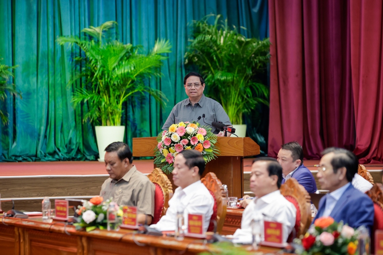 Thủ tướng: Tiếp tục phát huy 'hào khí Tây Sơn', phát triển Bình Định nhanh và bền vững- Ảnh 2.