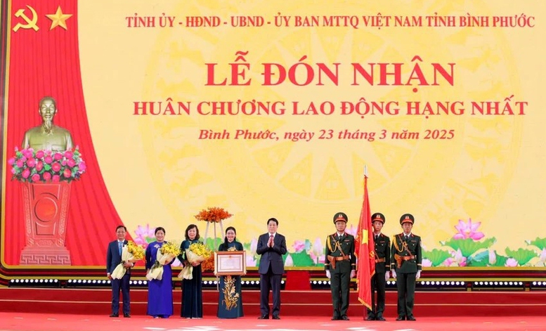 Chủ tịch nước Lương Cường: Bình Phước là minh chứng cho ý chí, khát vọng phát triển không ngừng- Ảnh 4.