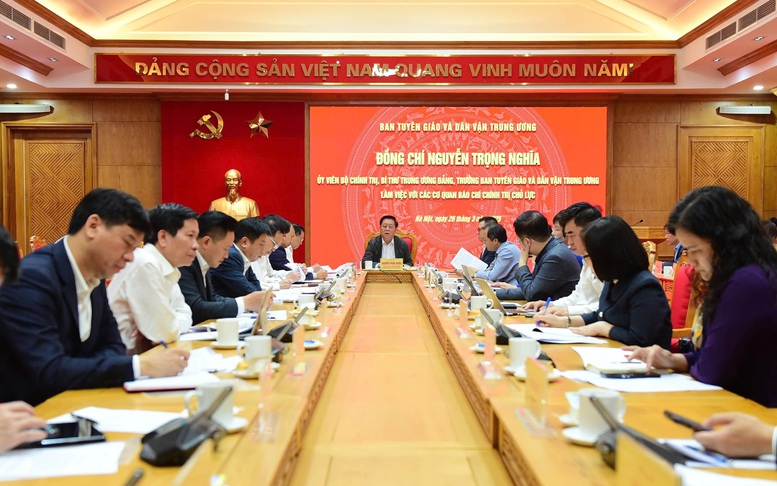 Trưởng ban Tuyên giáo và Dân vận Trung ương làm việc với các cơ quan báo chí chủ lực