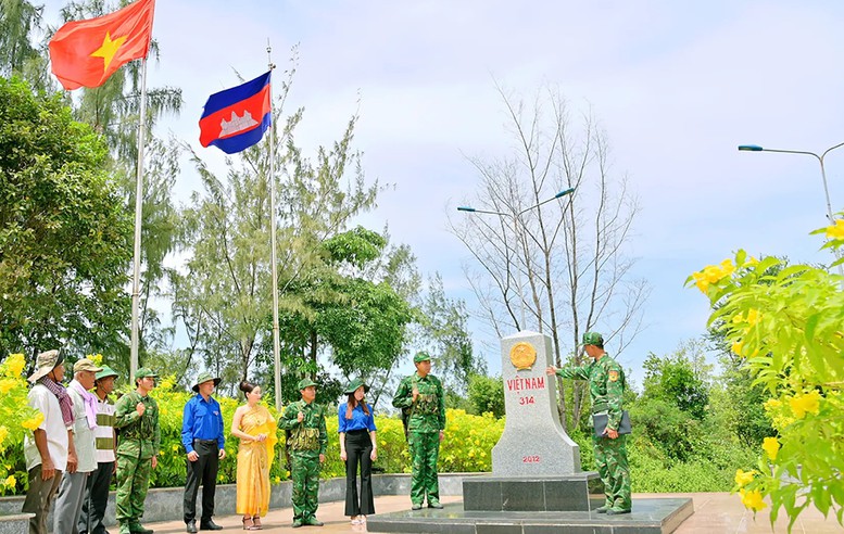 Các tỉnh Tây Nam Bộ thiết thực tổ chức Ngày hội Biên phòng toàn dân- Ảnh 1.
