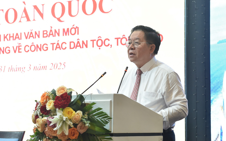 Hội nghị toàn quốc quán triệt, triển khai một số văn bản mới của Ban Bí thư về công tác dân tộc, tôn giáo
