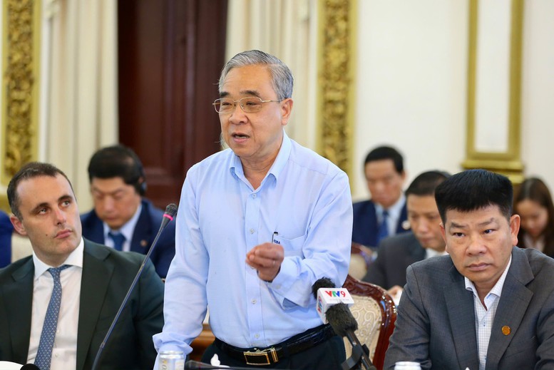 Lãnh đạo TPHCM lắng nghe DN để gỡ vướng, thúc đẩy phát triển kinh tế- Ảnh 2.
