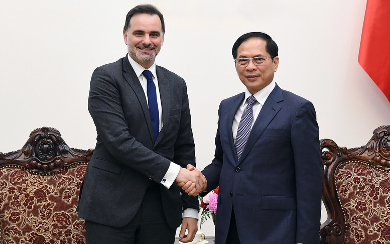 Việt Nam, Pháp nhất trí tăng cường hợp tác thúc đẩy chủ nghĩa đa phương