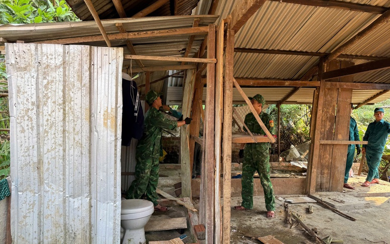 Lực lượng Biên phòng chung tay xóa nhà tạm, nhà dột nát