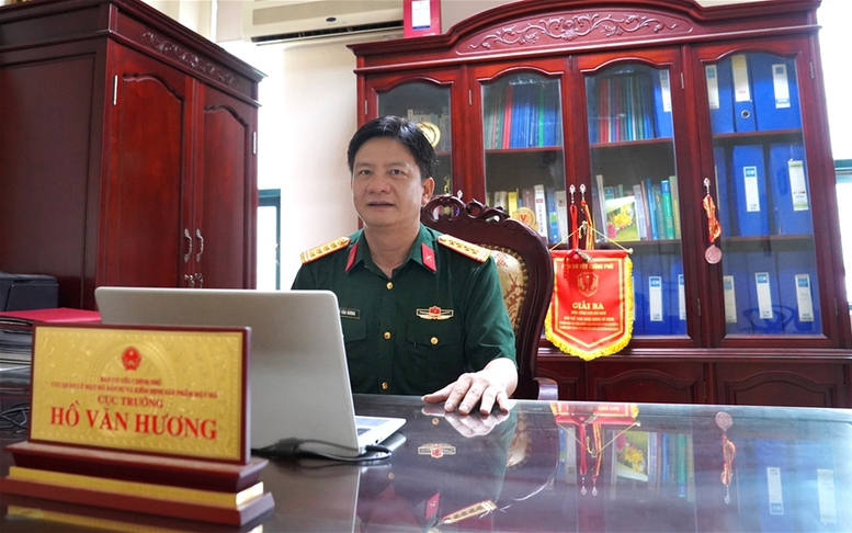 Đại tá Hồ Văn Hương giữ chức Phó Trưởng Ban Cơ yếu Chính phủ