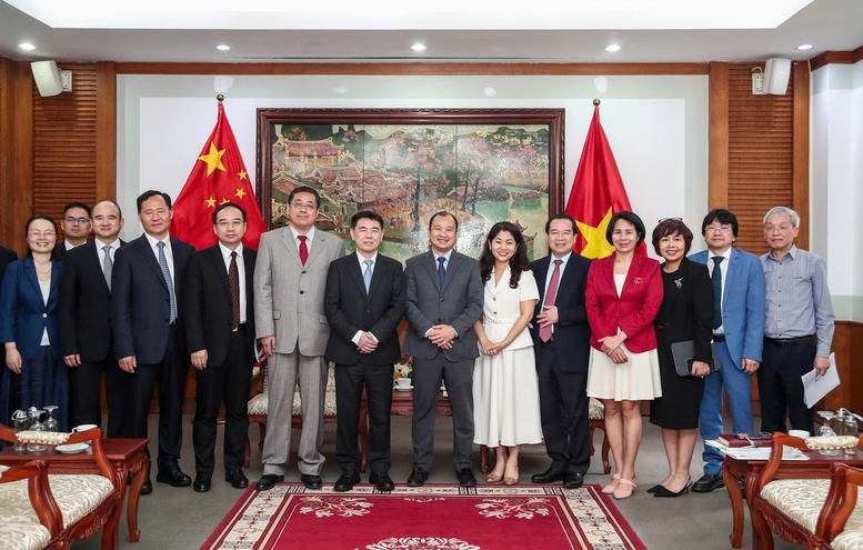 Tăng cường hợp tác văn hóa, thể thao và du lịch 
với các địa phương Trung Quốc
- Ảnh 2.