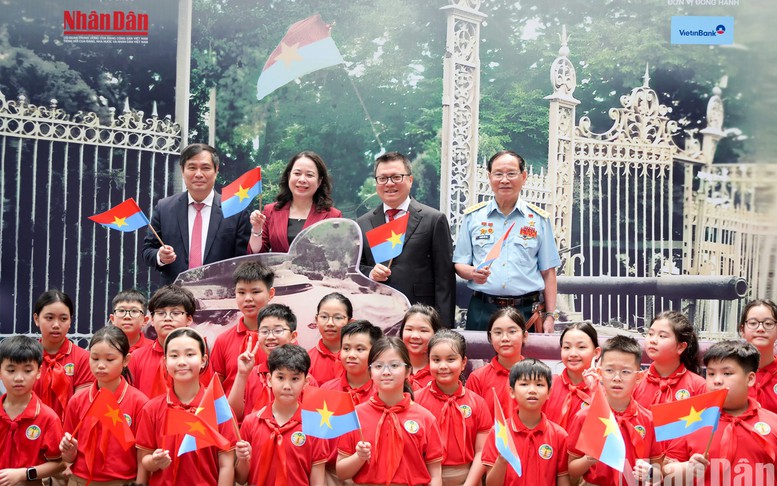 Báo Nhân Dân công bố đợt truyền thông đặc biệt chào mừng 50 năm Ngày Giải phóng miền Nam, thống nhất đất nước