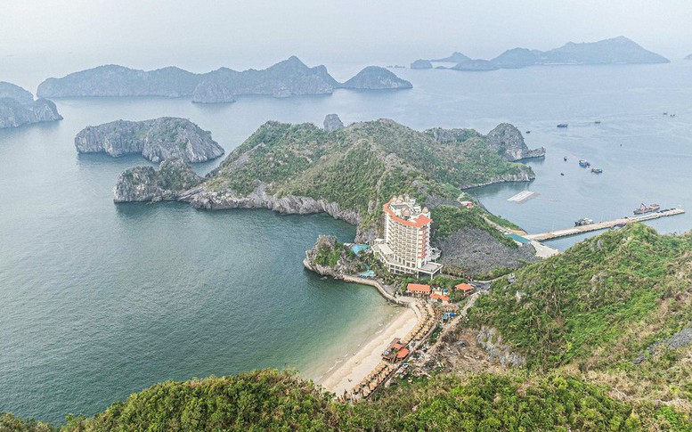 Tạm dừng chuyên chở xe ô tô sang đảo Cát Bà để tránh quá tải dịp nghỉ lễ 30/4