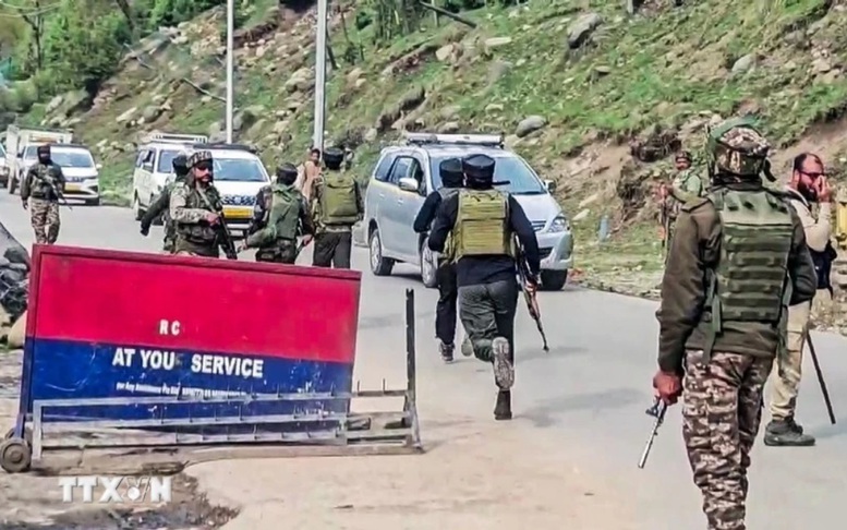 Việt Nam lên án mạnh mẽ vụ tấn công khủng bố tại Ấn Độ