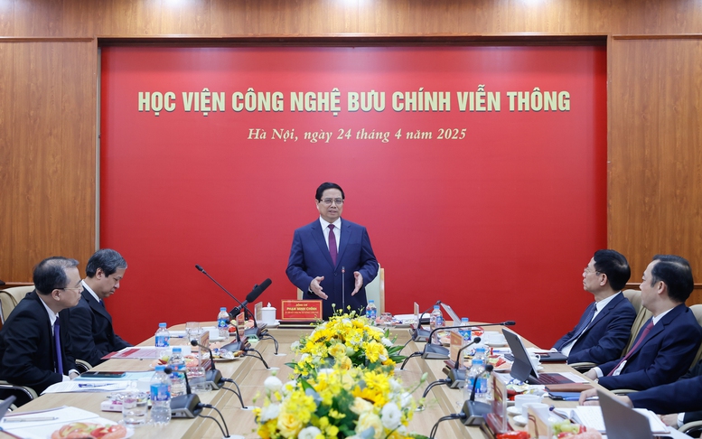 Thủ tướng đề nghị Học viện Công nghệ Bưu chính Viễn thông phát huy '5 tiên phong'