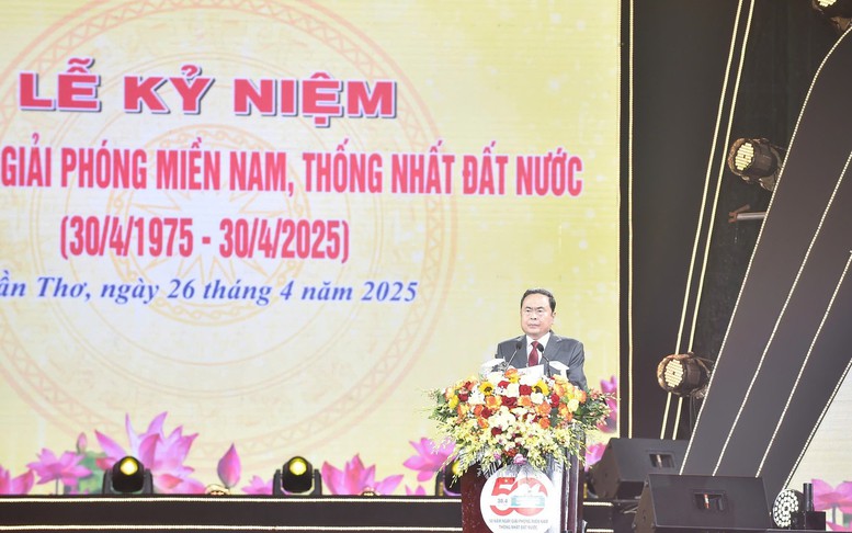 Chủ tịch Quốc hội: Cần Thơ phải 'mới mẻ trong cách nghĩ, sáng tạo trong cách làm, hiệu quả trong thực hiện'