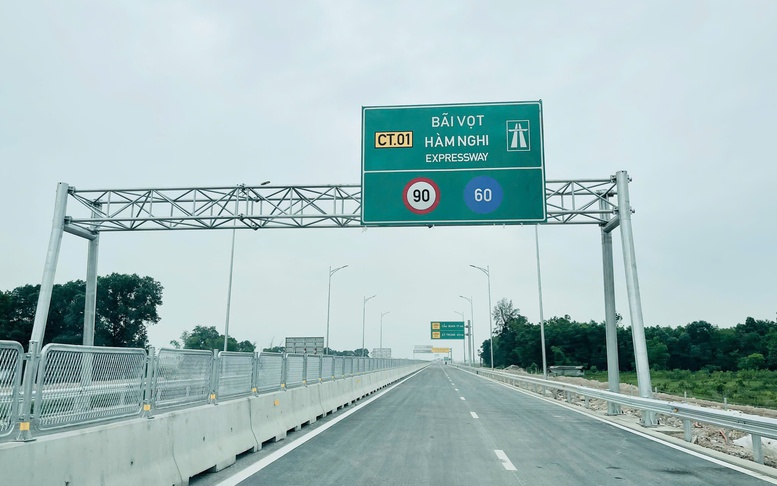 Cao tốc qua Hà Tĩnh đủ điều kiện thông xe từ 18h hôm nay