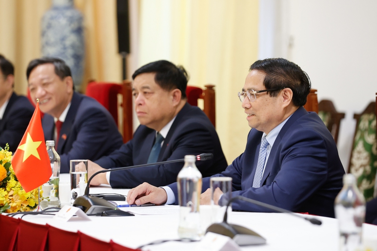 Thủ tướng Phạm Minh Chính tiếp Tổng Bí thư, Chủ tịch nước Lào- Ảnh 2.