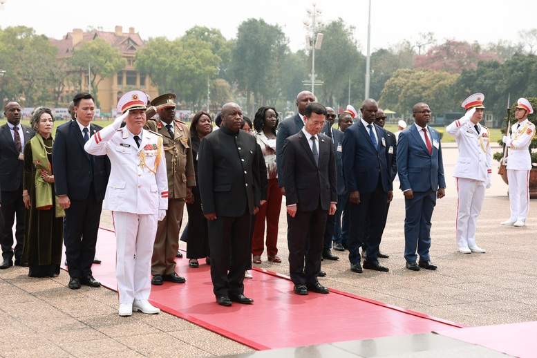 Chủ tịch nước Lương Cường hội đàm với Tổng thống Burundi Évariste Ndayishimiye- Ảnh 8.