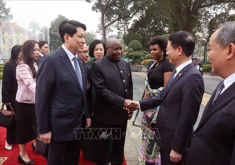 Chủ tịch nước Lương Cường chủ trì lễ đón chính thức Tổng thống Burundi- Ảnh 4.