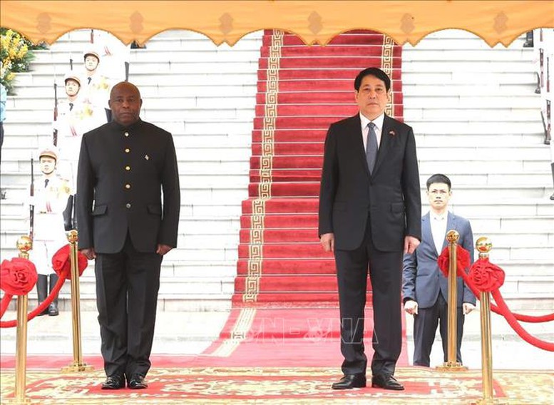 Chủ tịch nước Lương Cường chủ trì lễ đón chính thức Tổng thống Burundi- Ảnh 2.