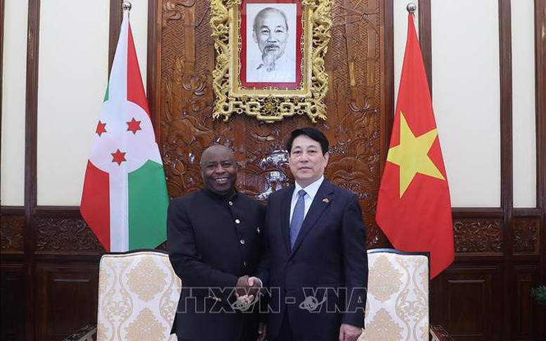 Chủ tịch nước Lương Cường hội đàm với Tổng thống Burundi Évariste Ndayishimiye