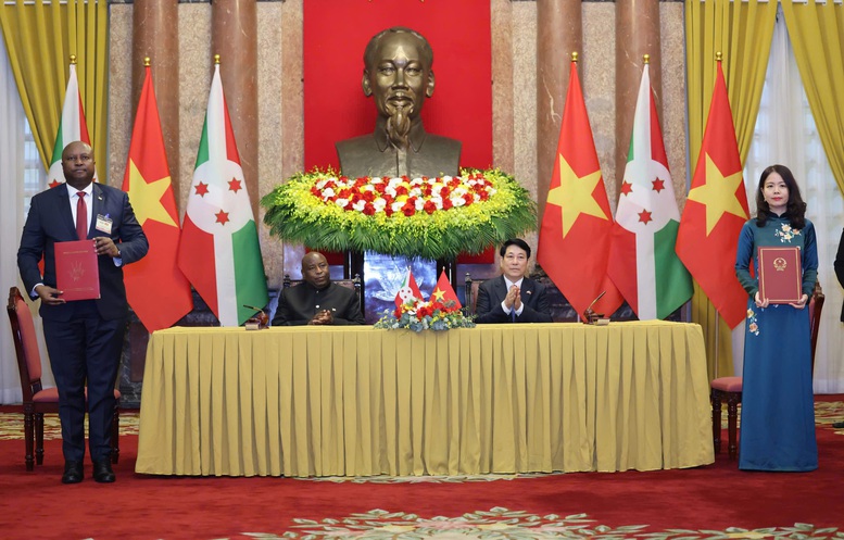 Chủ tịch nước Lương Cường hội đàm với Tổng thống Burundi Évariste Ndayishimiye- Ảnh 5.
