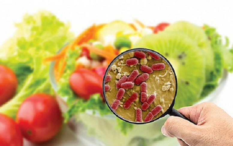 Điều tra, truy xuất nguồn gốc thực phẩm vụ nghi ngờ ngộ độc khiến 33 người mắc