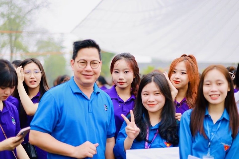 Miễn học phí và hóa giải nỗi lo "phụ phí"- Ảnh 3.