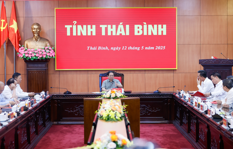 Thủ tướng: Thái Bình cần lấn biển và làm ngay tuyến đường 10 làn kết nối với Hưng Yên - Ảnh 3.