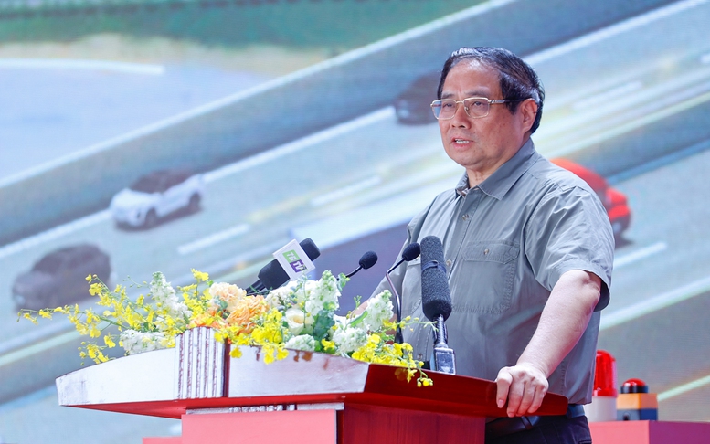 Thủ tướng dự lễ khởi công tuyến cao tốc huyết mạch qua Thái Bình, Nam Định
