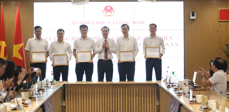 Công bố các sản phẩm, sáng kiến khoa học, công nghệ, chuyển đổi số trên Cổng Thông tin Nghị quyết 57- Ảnh 2.