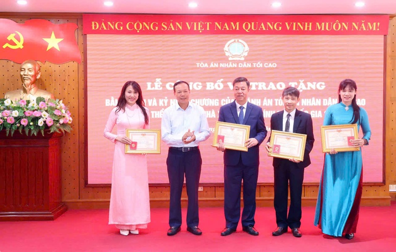 Nhà xuất bản Chính trị quốc gia Sự thật cần chú trọng tăng tính hấp dẫn đối với mỗi sản phẩm xuất bản- Ảnh 6.