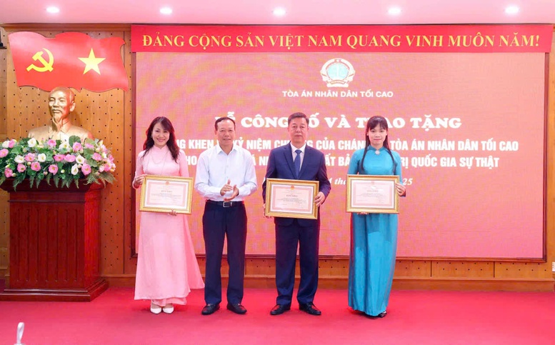 Nhà xuất bản Chính trị quốc gia Sự thật cần chú trọng tăng tính hấp dẫn đối với mỗi sản phẩm xuất bản- Ảnh 5.