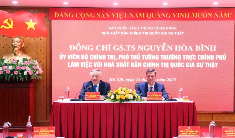 Nhà xuất bản Chính trị quốc gia Sự thật cần chú trọng tăng tính hấp dẫn đối với mỗi sản phẩm xuất bản- Ảnh 2.