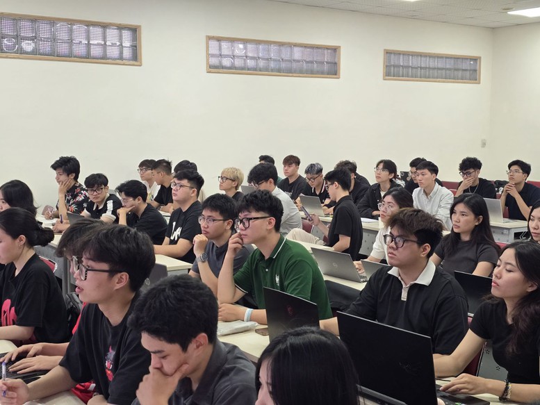 HSB ra mắt 2 ngành học 'tương lai': Định hình công dân toàn cầu thời đại mới- Ảnh 3.
