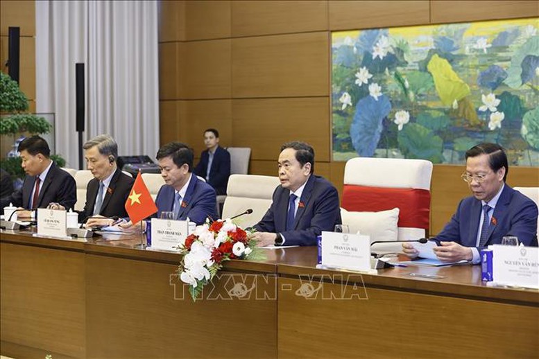 Chủ tịch Quốc hội Trần Thanh Mẫn hội kiến Thủ tướng Thái Lan Paetongtarn Shinawatra- Ảnh 3.