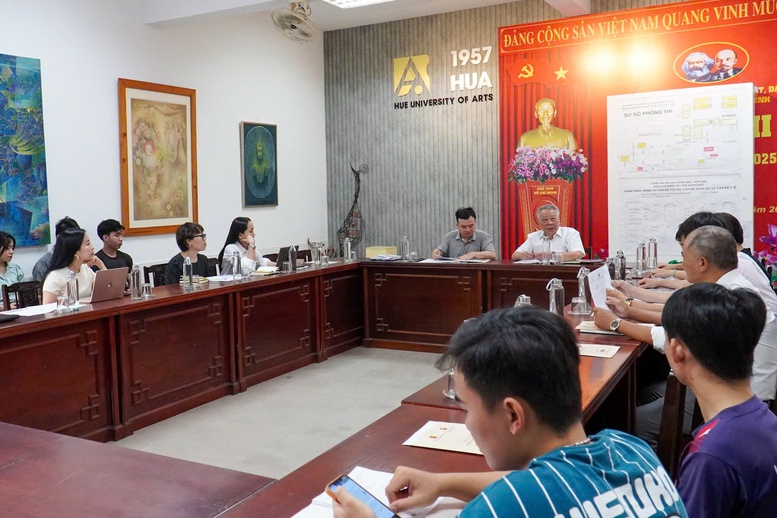 Cuộc thi vẽ tranh “Di sản văn hóa Việt Nam qua hội họa” lần thứ II đến với Cố đô Huế- Ảnh 2.