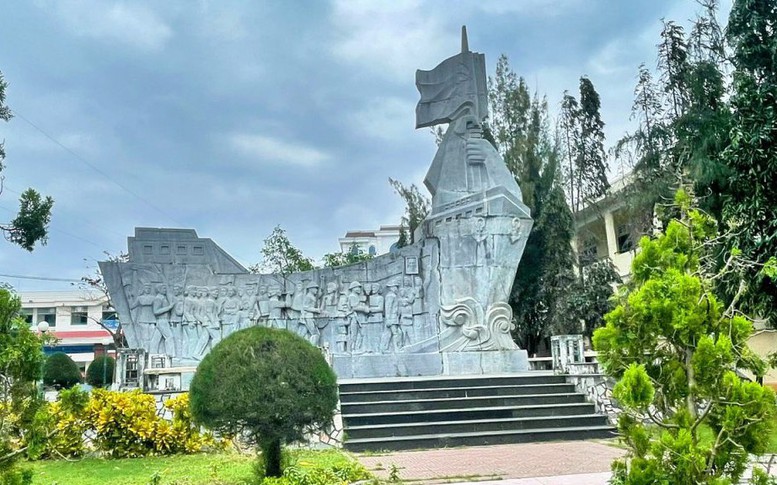 Cảng Quy Nhơn – Địa điểm 300 ngày chuyển quân tập kết ra Bắc được xếp hạng di tích quốc gia