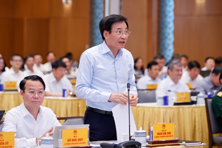 Hình ảnh 6 Bộ trưởng, Chủ nhiệm Văn phòng Chính phủ Trần Văn Sơn phát biểu tại phiên họp - Ảnh: VGP/Nhật Bắc