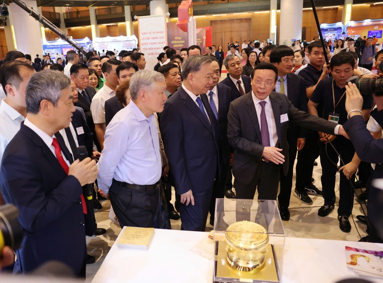 Hơn 1,5 triệu đại biểu tham dự Hội nghị toàn quốc quán triệt, triển khai Nghị quyết số 66 và Nghị quyết số 68- Ảnh 2.