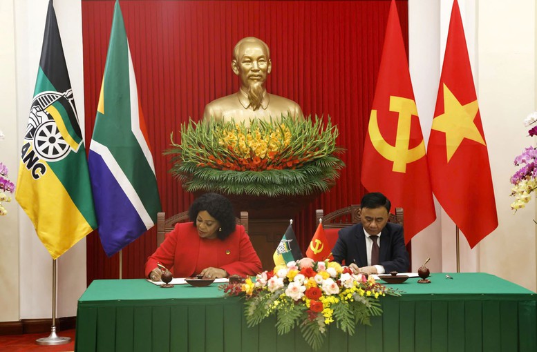 Thường trực Ban Bí thư Trần Cẩm Tú hội đàm với Phó Tổng Thư ký thứ nhất Đảng ANC, Nam Phi- Ảnh 3.