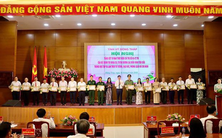 Đồng Tháp: Hơn 431.600 lượt cán bộ, đảng viên đăng ký tu dưỡng, rèn luyện, nêu gương