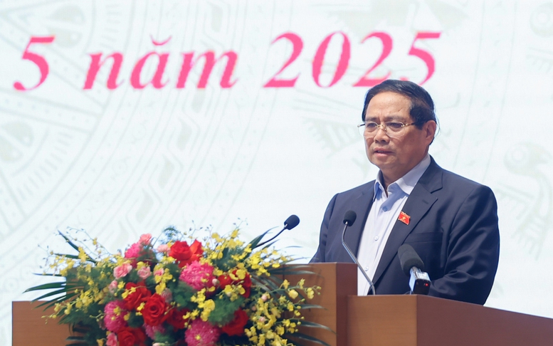 Thủ tướng: Quyết tâm giải ngân 100% vốn đầu tư công năm 2025