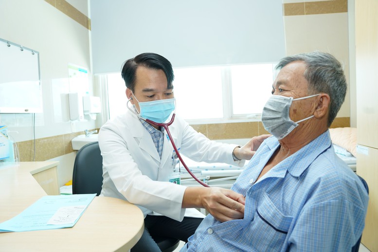 Dự kiến mức phụ cấp ưu đãi theo nghề của viên chức, người lao động tại cơ sở y tế công lập- Ảnh 1.