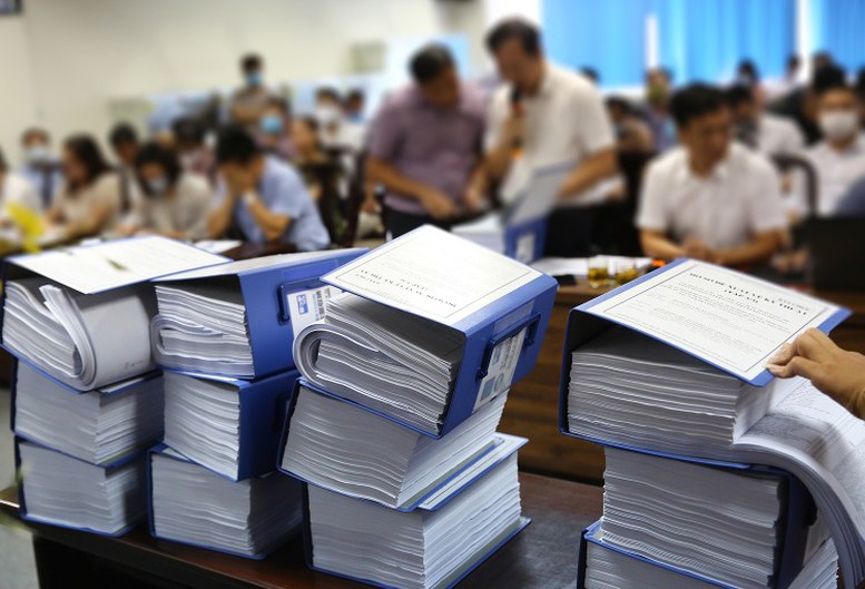 Luật Đấu thầu và yêu cầu sửa đổi khẩn cấp- Ảnh 2.