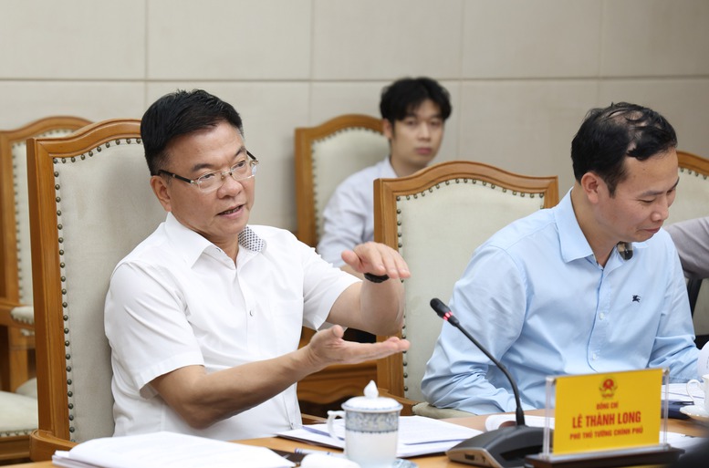 Phó Thủ tướng Lê Thành Long chủ trì họp về phân cấp, phân quyền lĩnh vực tư pháp- Ảnh 1.
